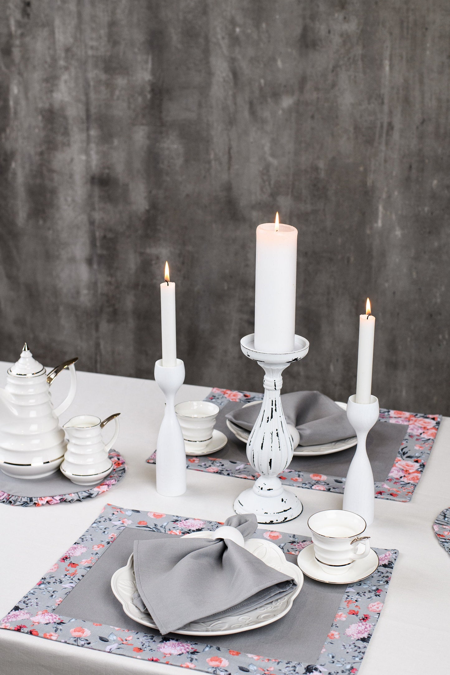 Placemats with roses, Floral grey placemats, Elegant table toppers, Afternoon tea table linen, Flower fan linen, Rose fan gift, Rose décor
