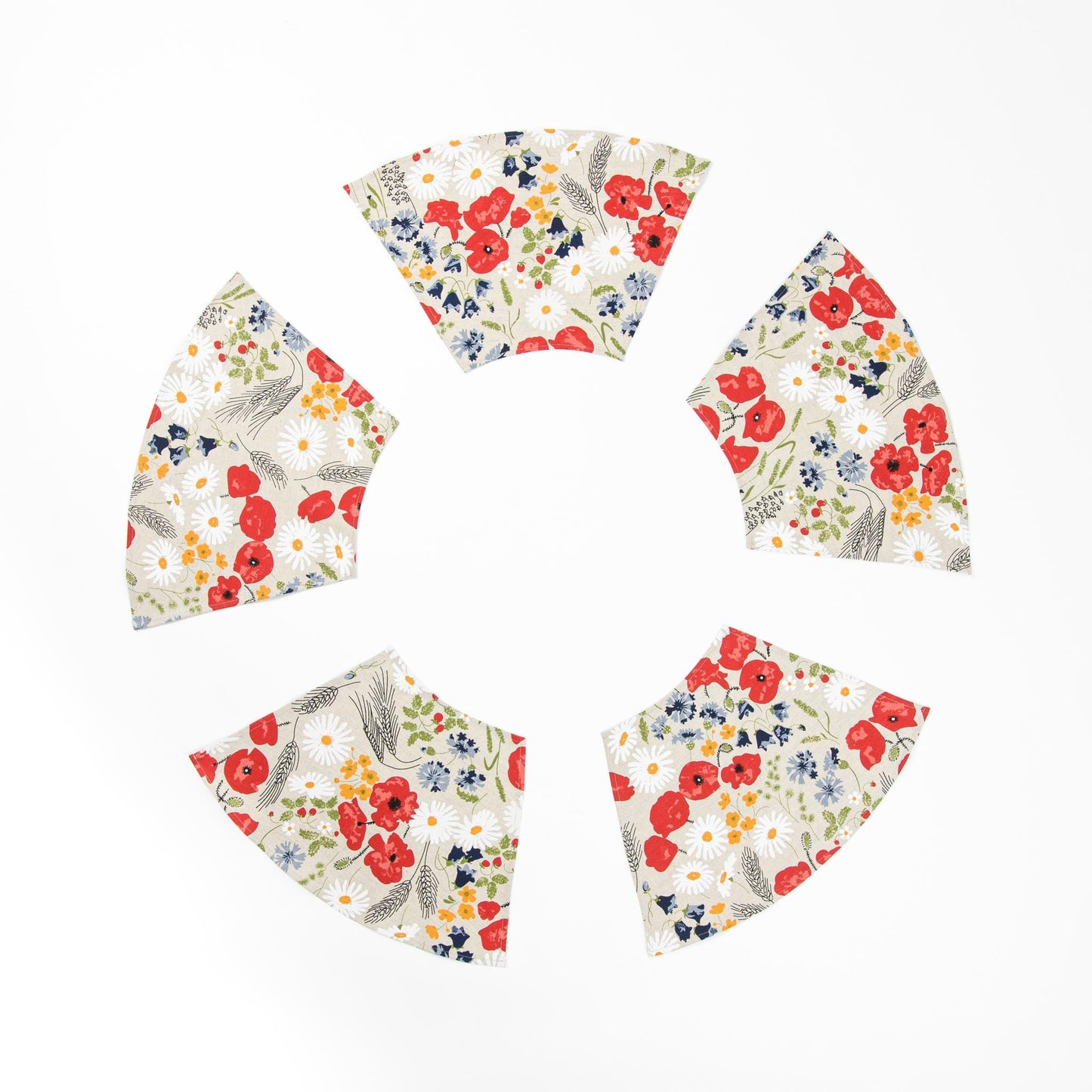 Round two sided table placemats, Floral placemats for round table, Wedge shaped placemat set, Poppy table décor, Country round table toppers