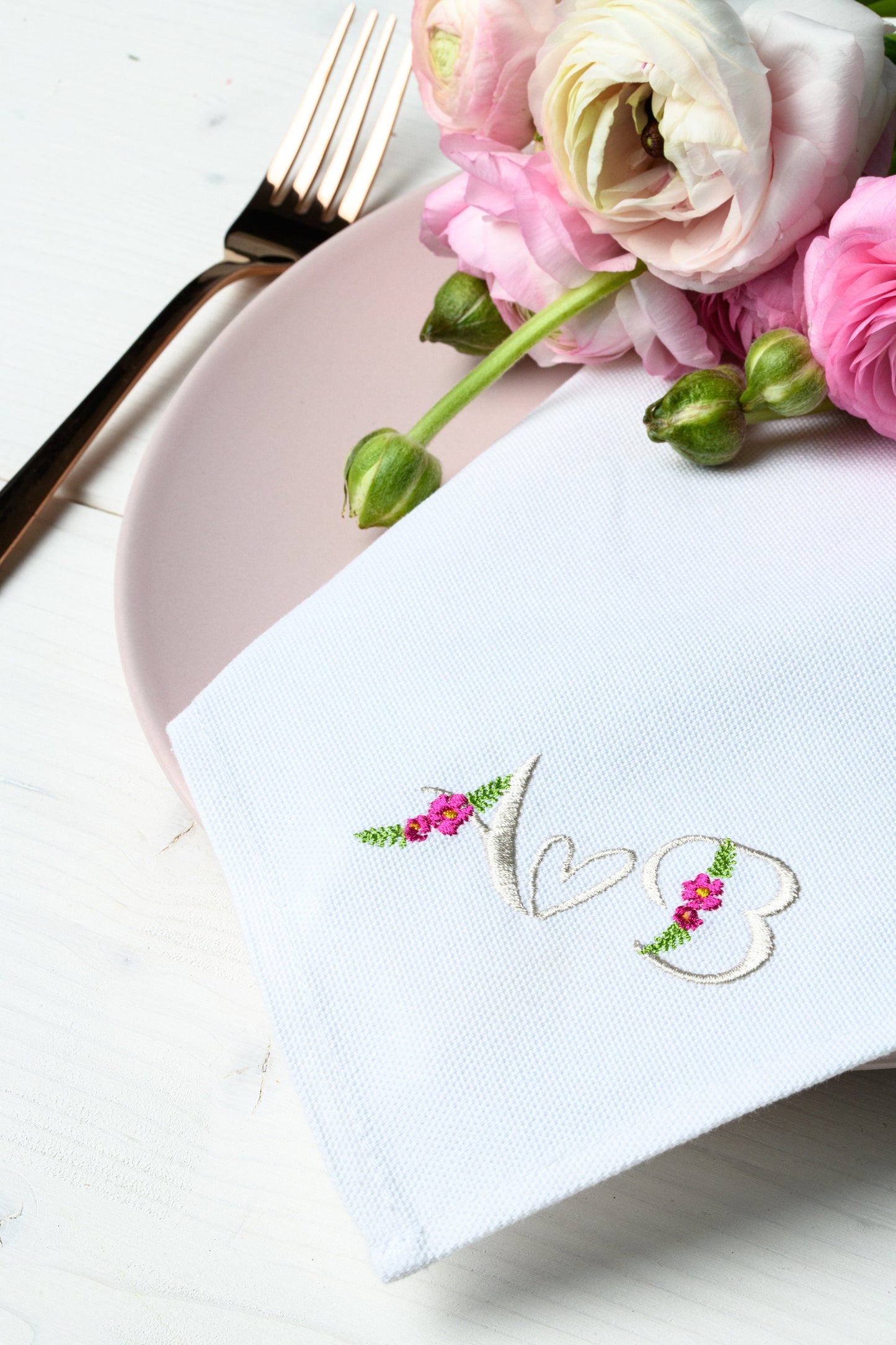 Off white napkins for wedding, Personalized wedding serviettes, Wedding table decoration, Embroidered wedding napkins, Bohemian napkins