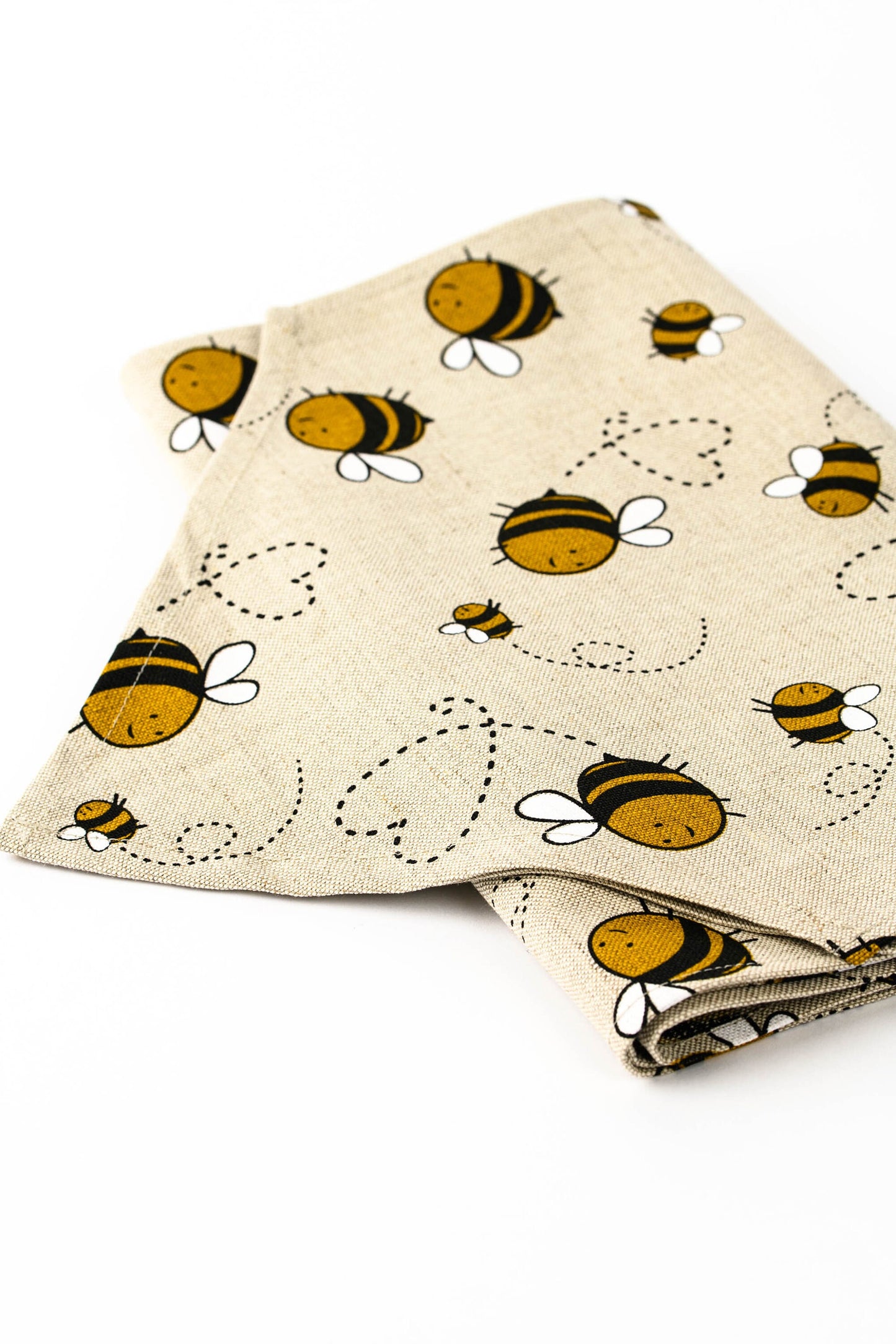 Table runner with bees, Honey bee print décor, Bee fabric linen, Bumblebee kitchen decoration, Gift for bee lover, Gift idea for beekeeper
