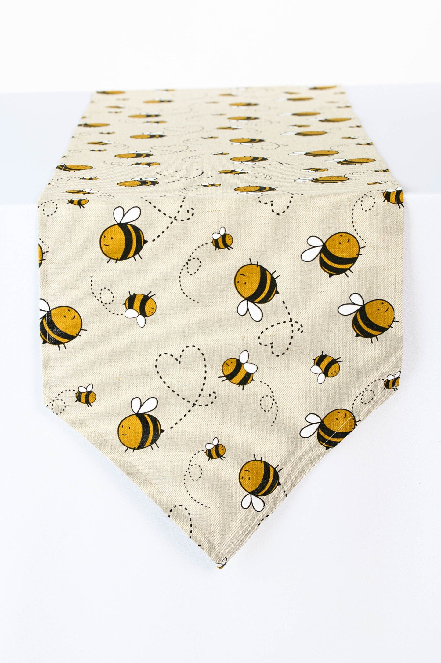 Table runner with bees, Honey bee print décor, Bee fabric linen, Bumblebee kitchen decoration, Gift for bee lover, Gift idea for beekeeper