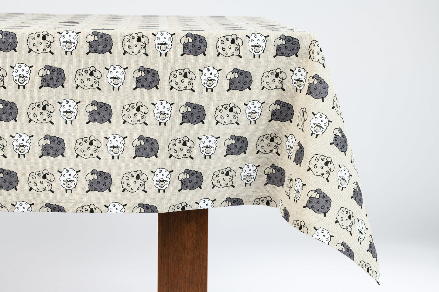 Sheep tablecloth, Ewe linen cloth, Country table covering, Flock of sheep farmhouse table topper, Cute sheep theme kitchen, Shepherd gift