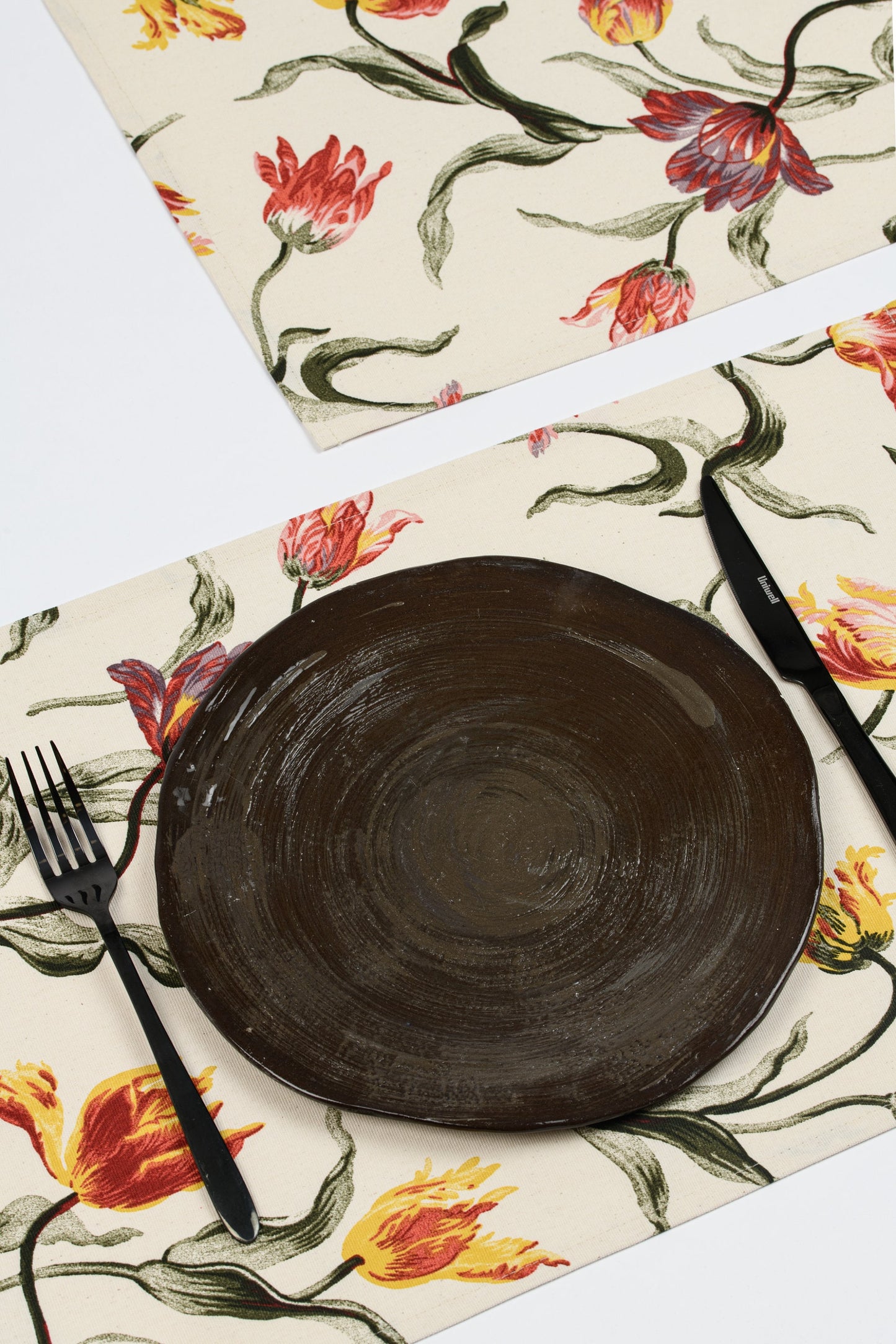 Tulip placemat set of 2 4 6, Floral table covers, Nature inspired placemats, Garden flower table toppers, Tulip fan gift, Tulip table décor