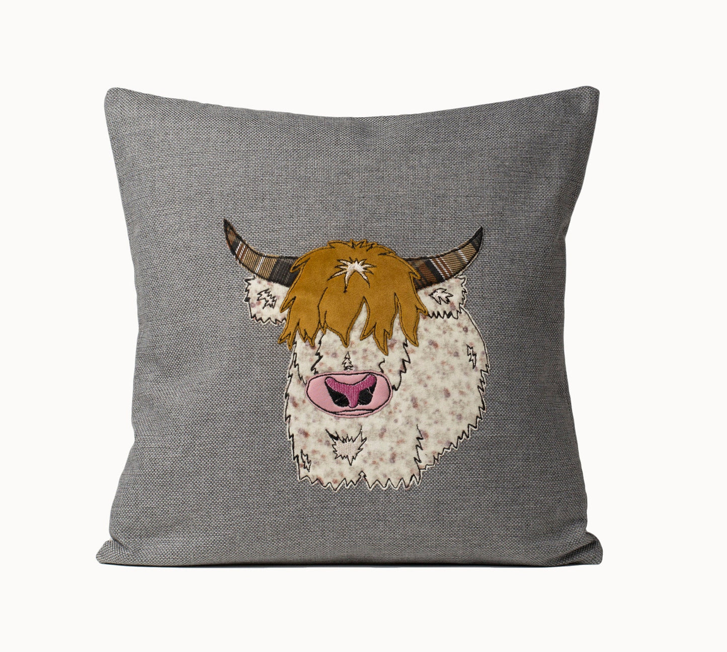 Highland cow cushion cover, Birthday gift for Highland cow lover, Cow pillow cover 40x40 cm,  Applique throw cover for Highland cow fan