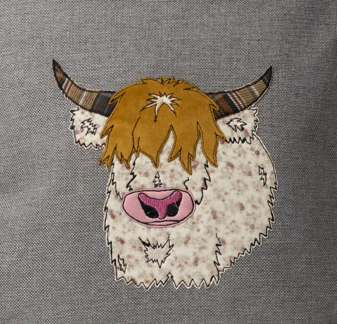 Highland cow cushion cover, Birthday gift for Highland cow lover, Cow pillow cover 40x40 cm,  Applique throw cover for Highland cow fan