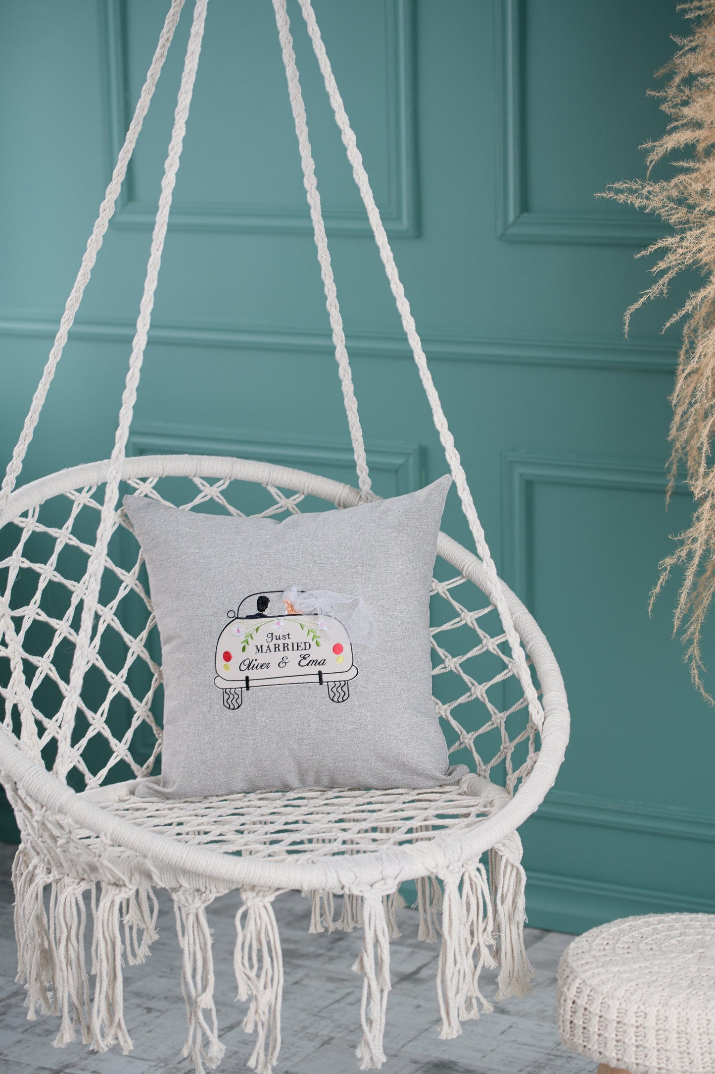 Wedding gift for couple, Personalized cushion Mr & Mrs, Wedding anniversary gift, Just Married cushion cover, Personalized wedding pillow