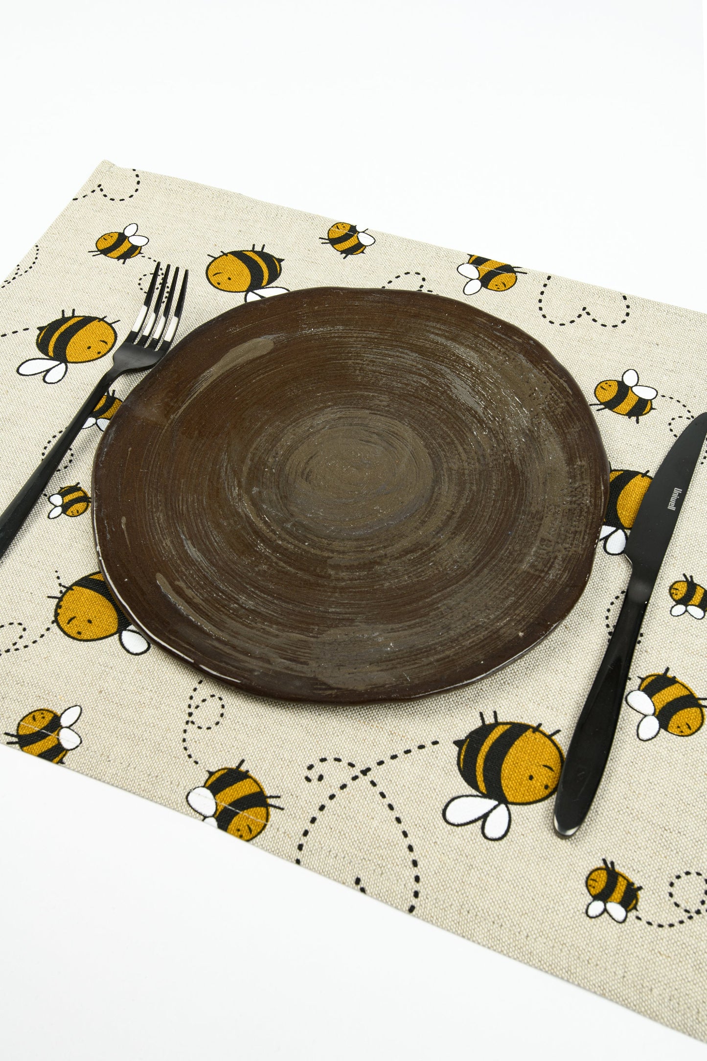 Bee placemat set of 2 4 6 8, Christmas gift for beekeeper, Bumblebee placemat, Bee print table topper, Bee kitchen décor, Bee fan Xmas gift