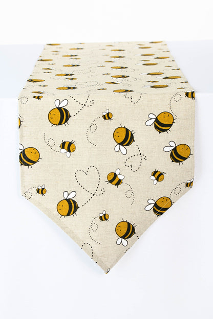 Table runner with bees, Honey bee print décor, Bee fabric linen, Bumblebee kitchen decoration, Gift for bee lover, Gift idea for beekeeper
