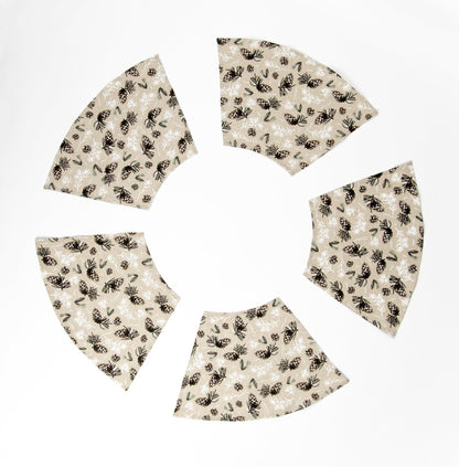 Christmas wedge placemat, Rustic placemat for round table, Holiday placemat set 4 5 6, Round table Christmas décor, Festive round mats