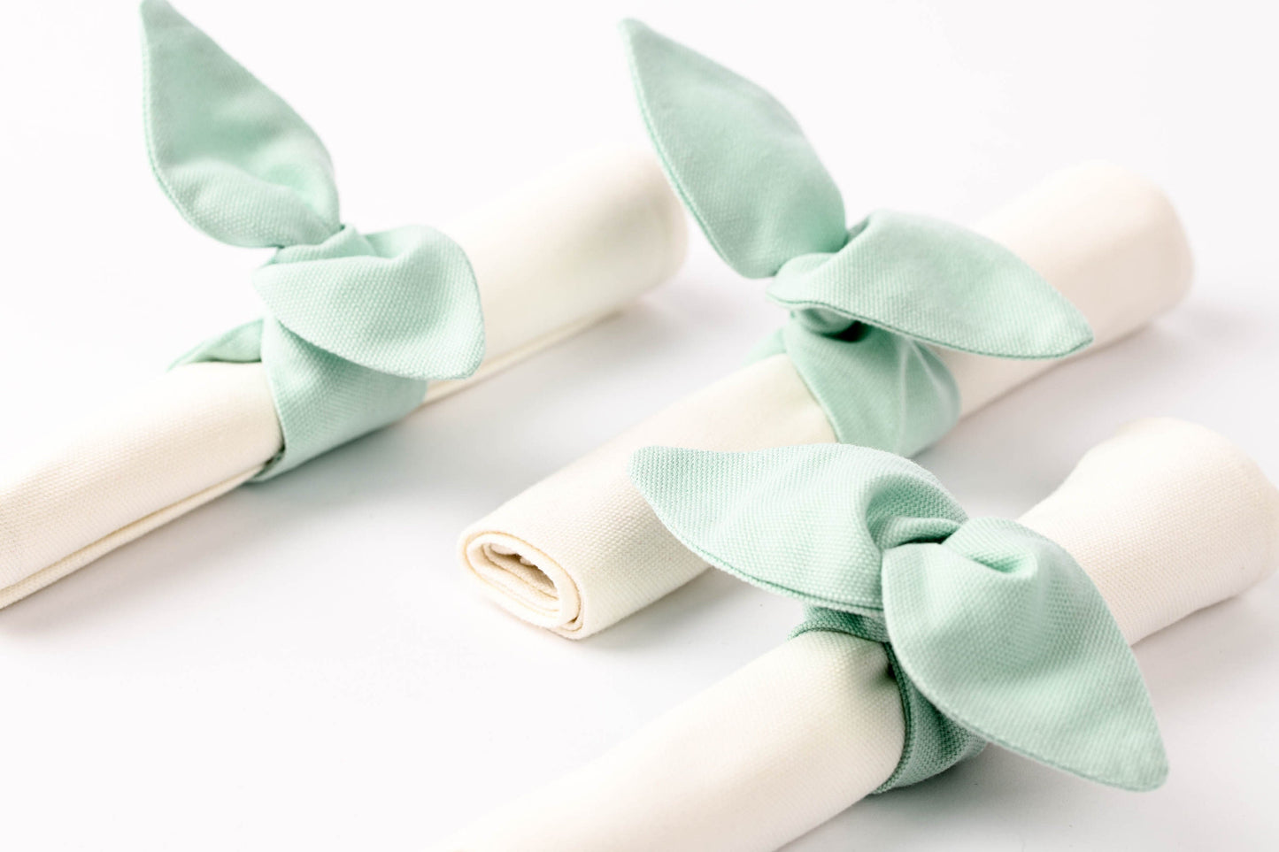 Pale teal reusable napkin ring, Light teal fabric cloth holder, Adjustable mint cotton napkin ring, Teal wedding table decorations