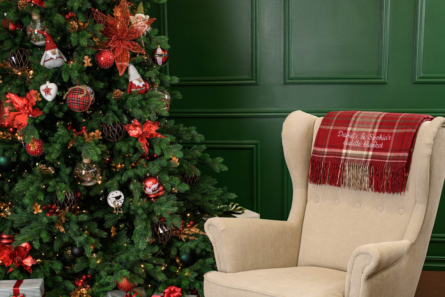 Christmas personalised red tartan blanket * Cozy red plaid sofa throw * First Christmas together blanket * Custom Christmas gift for couple