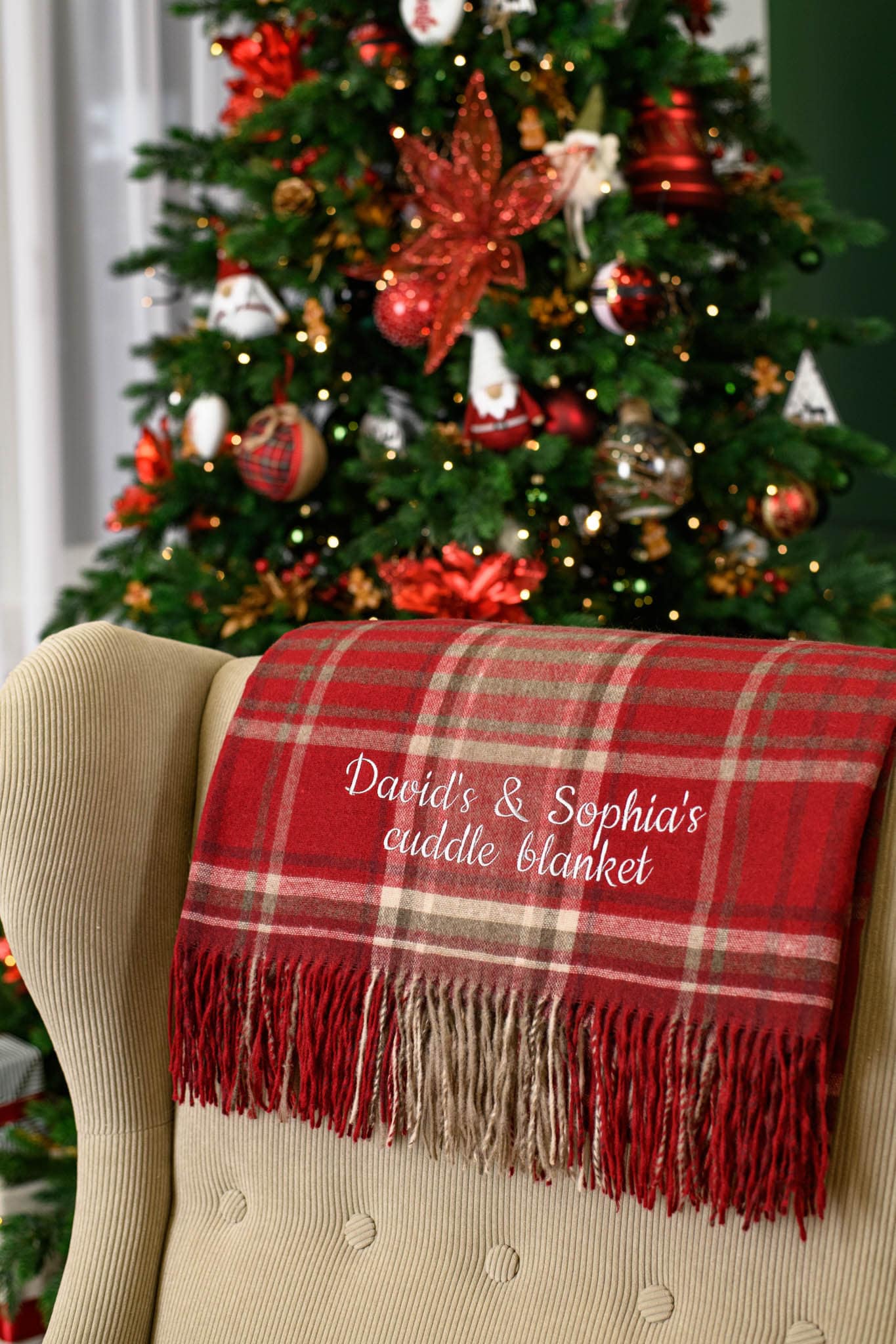 Christmas personalised red tartan blanket * Cozy red plaid sofa throw * First Christmas together blanket * Custom Christmas gift for couple