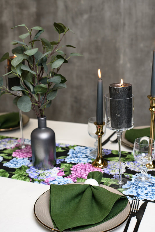 Floral table runner, Mother's day table runner inspired by nature, Blue Pink Hydrangea table centrepiece, Hydrangea flower gift idea