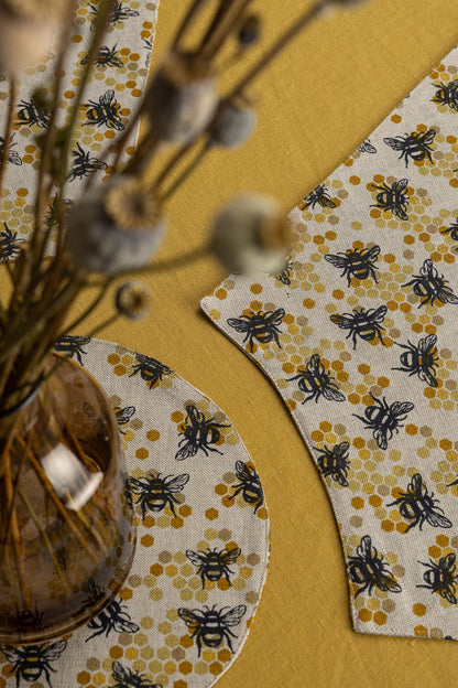 Honeybee placemat set for round table, Bumblebee reversible mats, Busy bees linen toppers, Honeycomb linen placemat set, Gift for bee fan