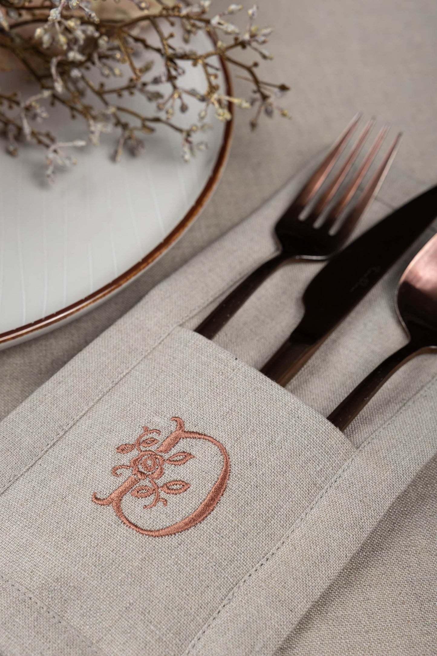 Personalized cutlery holder, Rustic Christmas table decoration, Embroidered linen cutlery pouch, Fabric silverware pocket, Cutlery organizer
